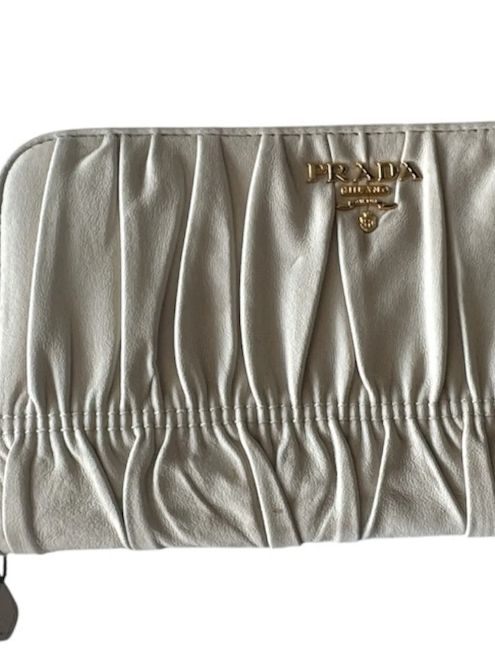 Vintage Prada cream Nappa Gaufre Zip Wallet